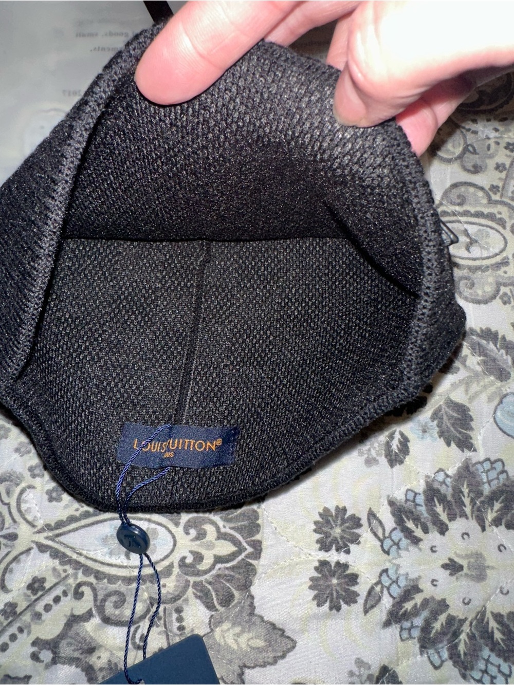 Louis Vuitton Black Ribbed Knit Beanie, NWT - Picture 3 of 8